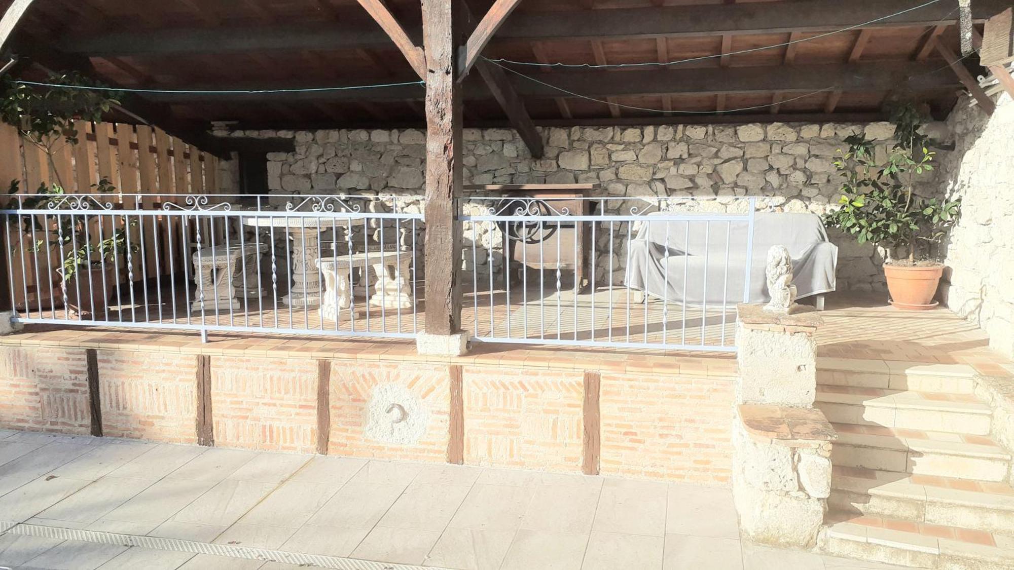 Chaleureux Cottage, Piscine Patio Tayrac  Exterior photo